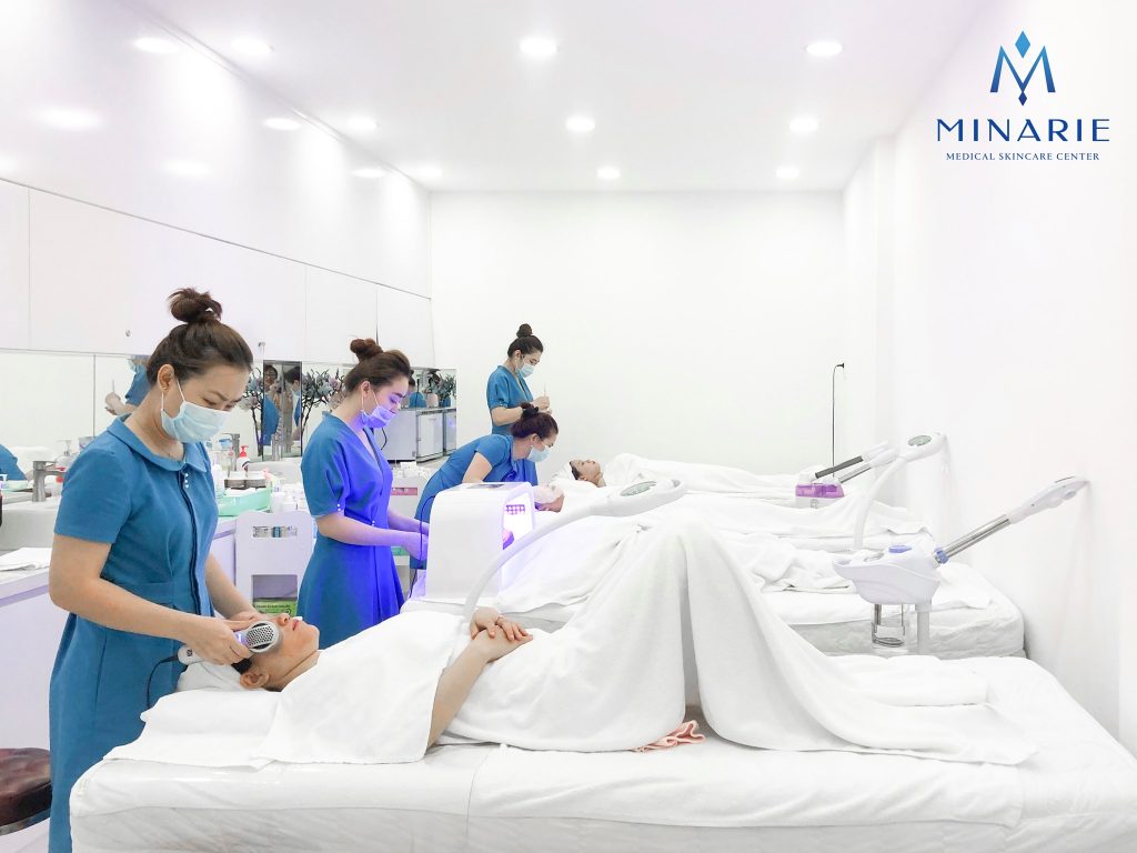 dieu-tri-da-hu-ton-cung-minarie-medical-skincare-center