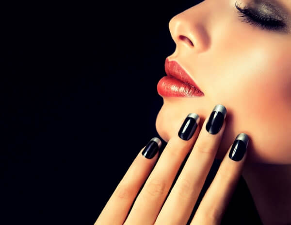 Mẫu nail thanh lịch cho nàng nơi công sở