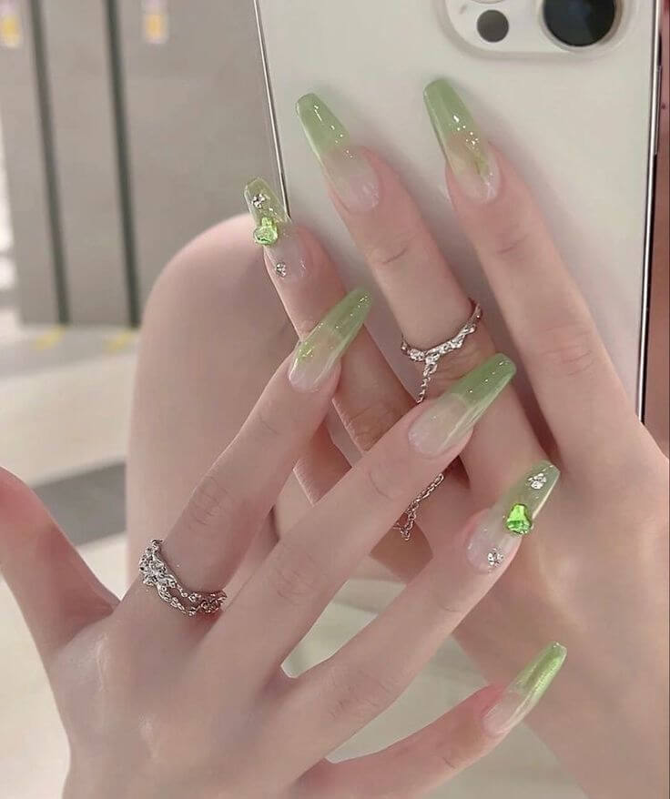 Mẫu nail đẹp tham dự sự kiện