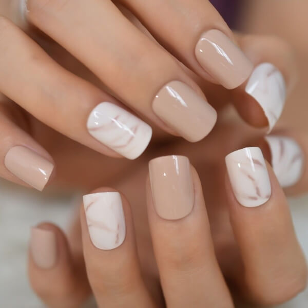 Mẫu nail đơn giản cho nàng nơi công sở