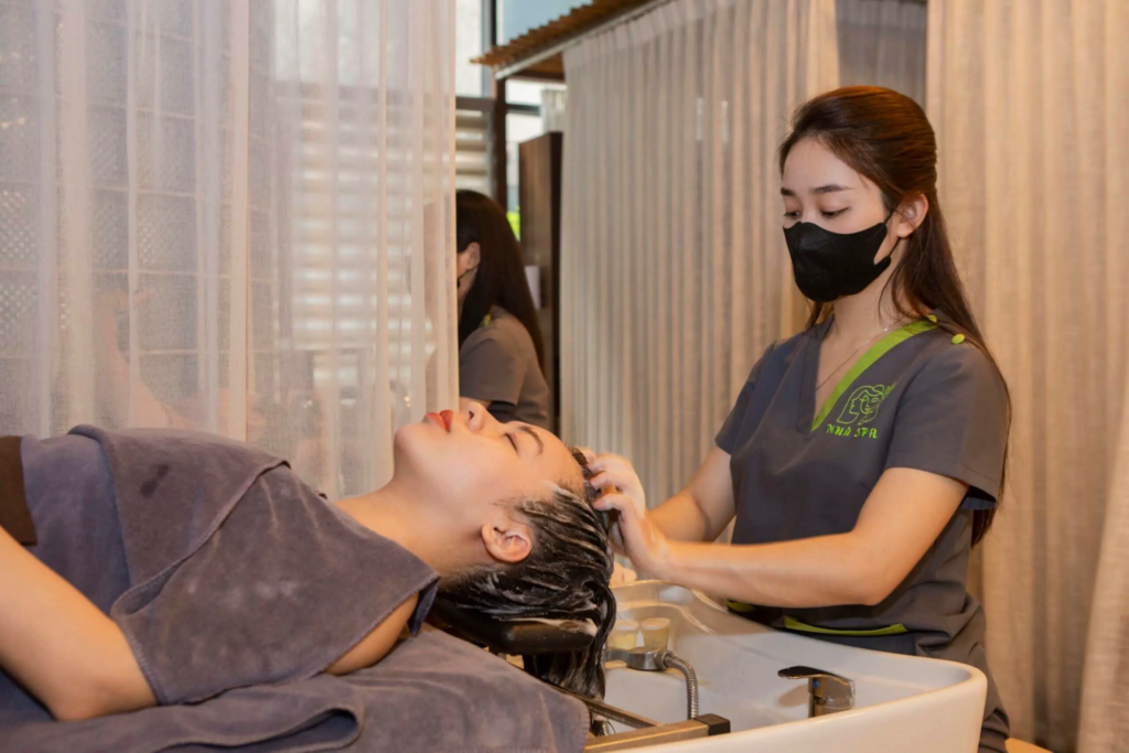 Nhân viên là bộ mặt của spa dưỡng sinh